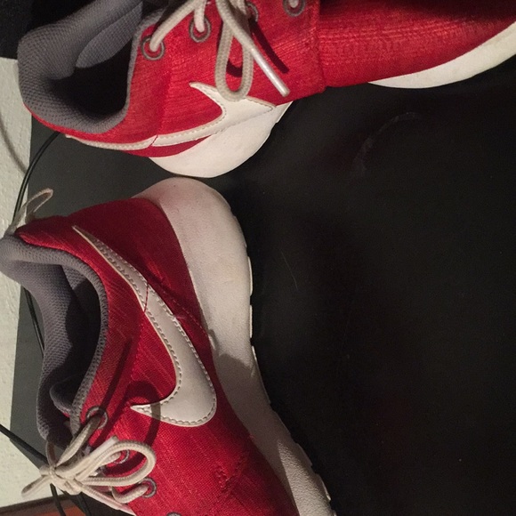 Red Nike - Picture 3 of 4